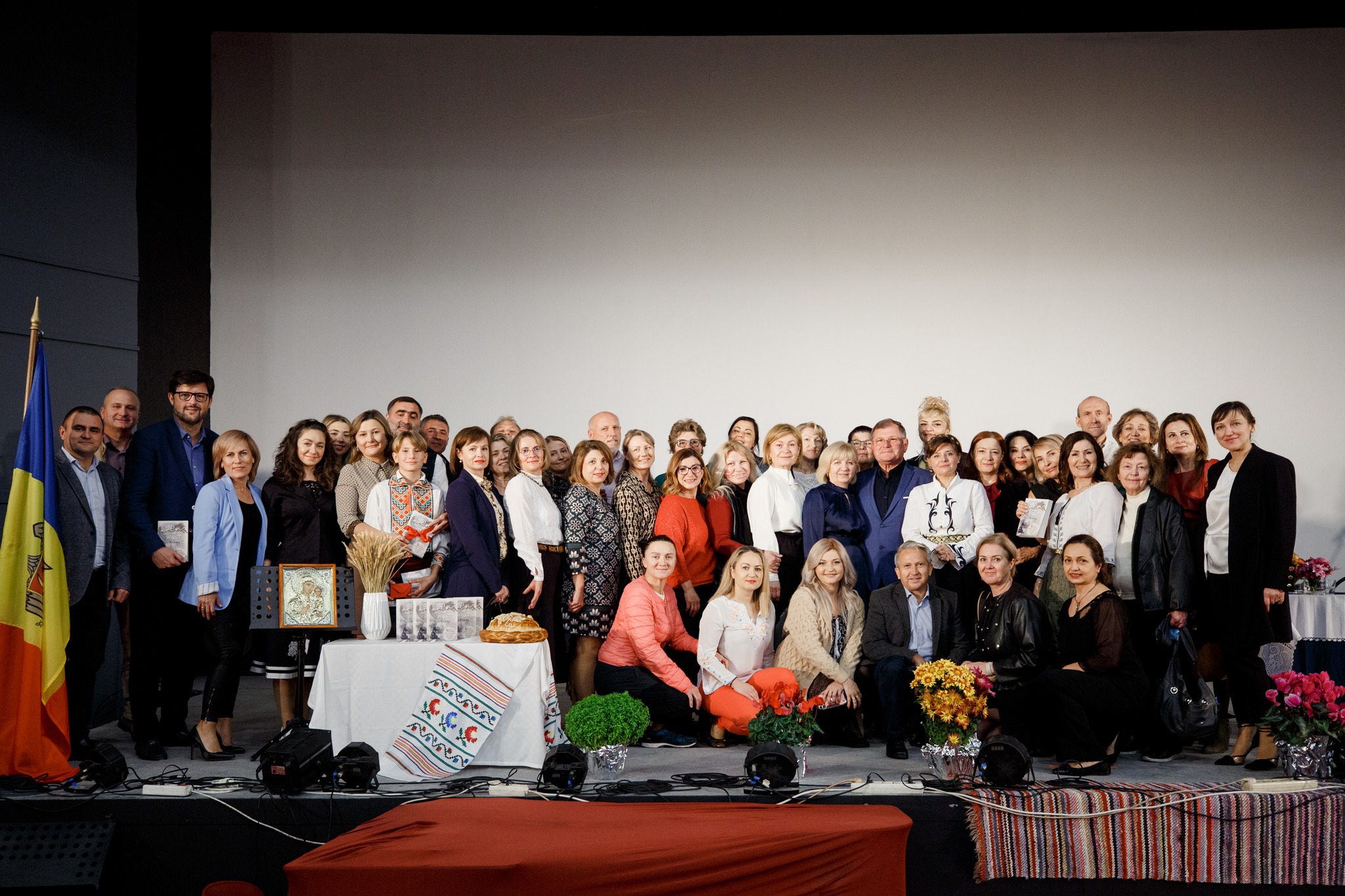 Diaspora din Grecia a participat la evenimentul de lansare a cărții „Sub aripi de înger”