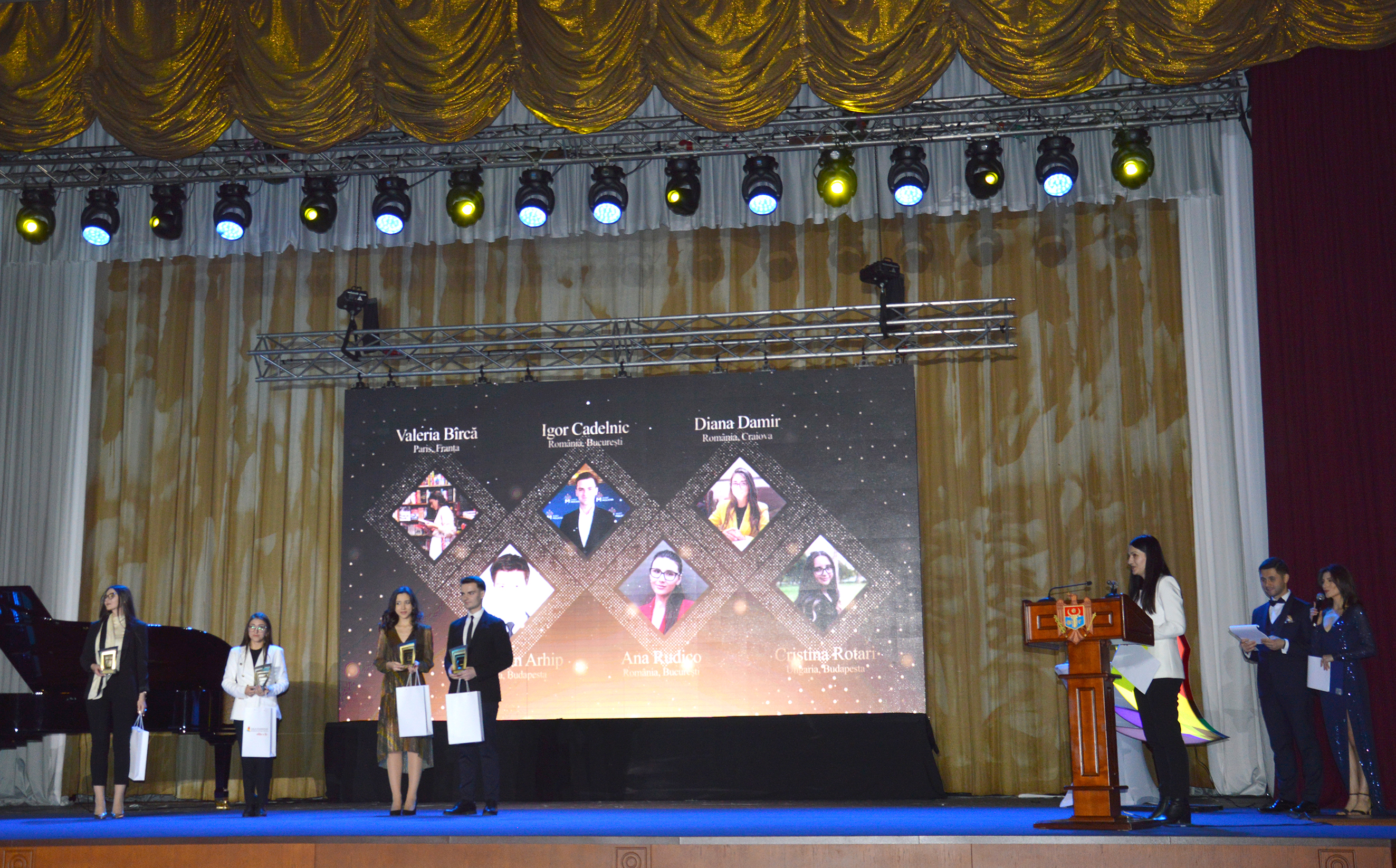 Cei mai buni studenți și tineri din diasporă, premiați la Gala Studenților Originari din Republica Moldova